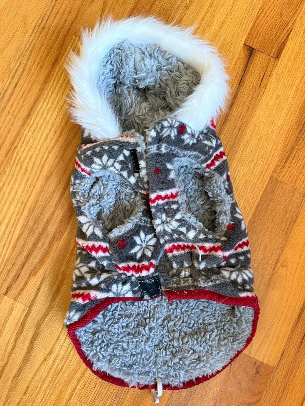 Vibrant Life Dog Sweater / Coat – Gray, Red & White – Size Small